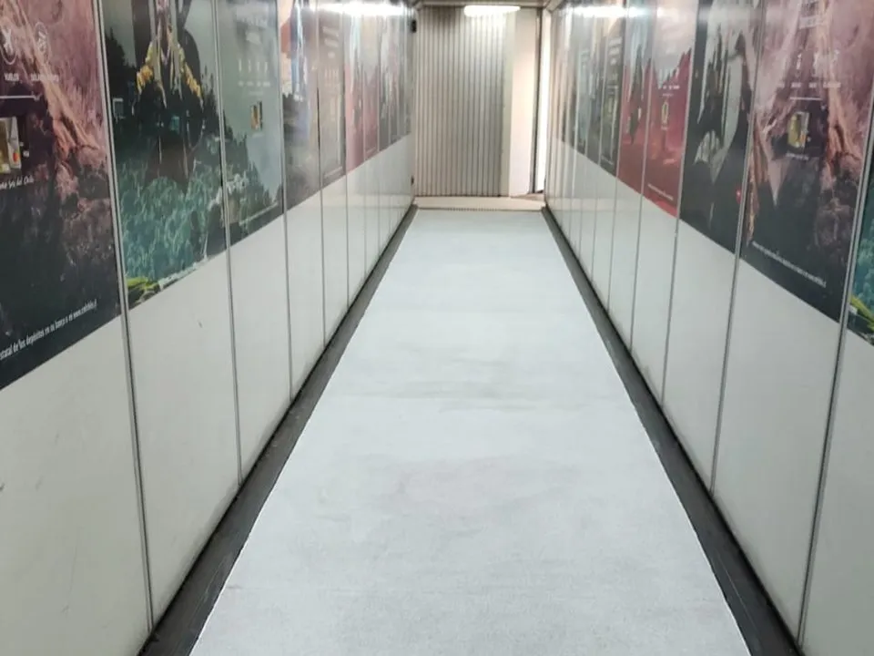 El mismo túnel tras la renovación del piso y del terminado interior