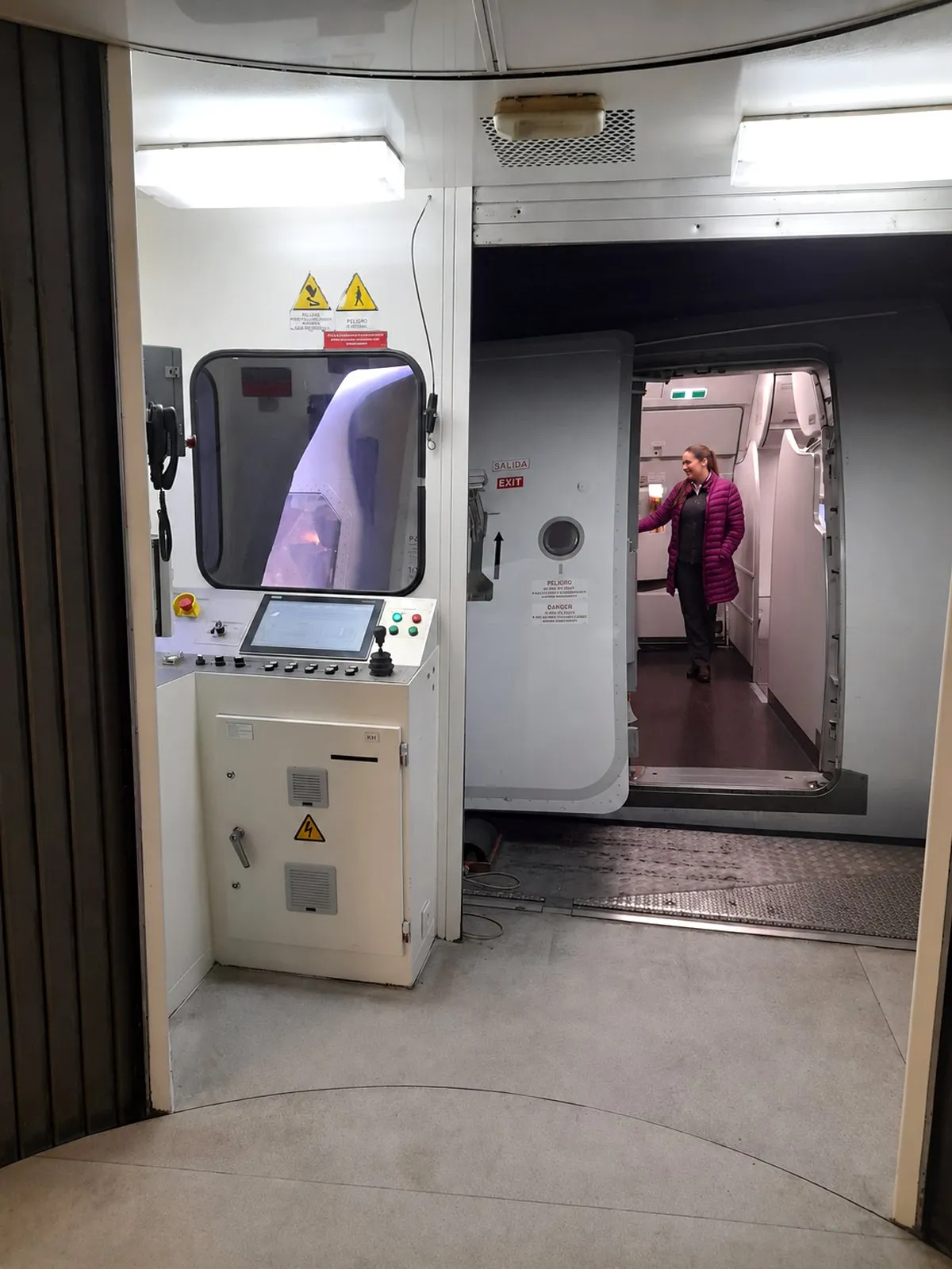 Proyecto de modernización de una pasarela de embarque en un aeropuerto